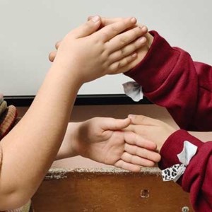 Jogo de mãos em pares